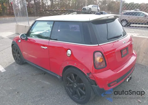 2009 Mini Cooper S from USA, damaged, VIN WMWMF73529TW82534